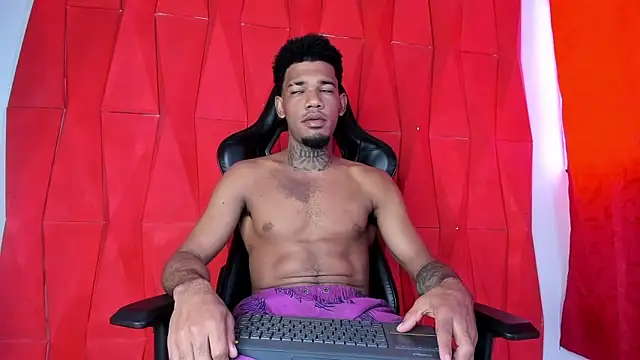 Nehemiaa boy online show from 05.21.26