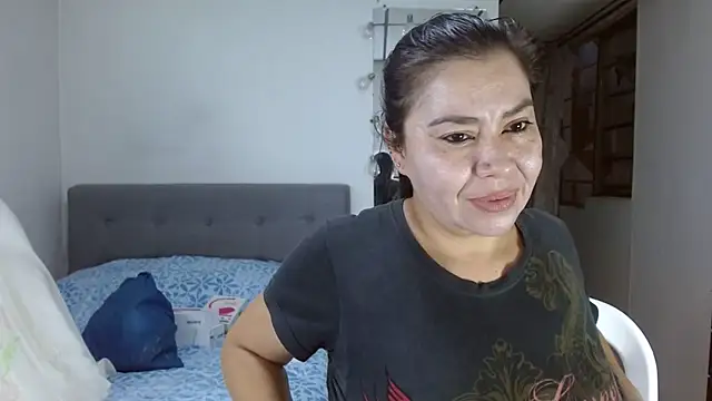 Karo sexy online show from 10.04.25