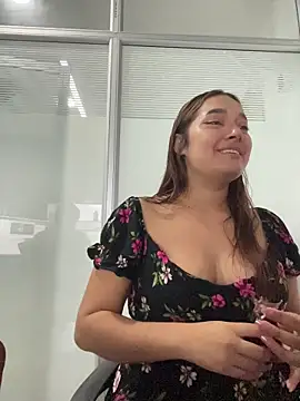 Snapshot of Emily_Harpeer chatting on 03.30.26 Emily Harpeer online show from 03.30.26