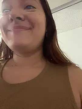 Snapshot of Emily_Harpeer chatting on 04.09.26 Emily Harpeer online show from 04.09.26