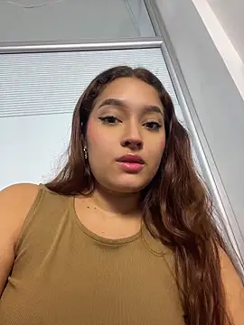 Snapshot of Emily_Harpeer chatting on 05.22.26 Emily Harpeer online show from 05.22.26