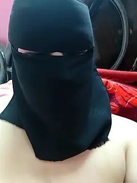 Snapshot of Warda_Egy chatting on 03.21.26 Warda Egy online show from 03.21.26