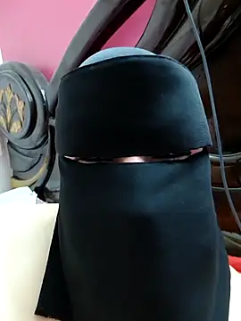 Snapshot of Warda_Egy chatting on 03.29.26 Warda Egy online show from 03.29.26