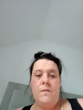 louisa36 online show from 02.19.26