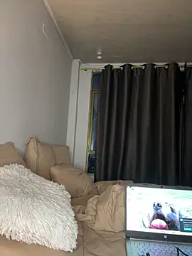 RachelWeisz  online show from 02.11.26