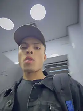 Snapshot of Eros_lee chatting on 03.01.26 Eros lee online show from 03.01.26