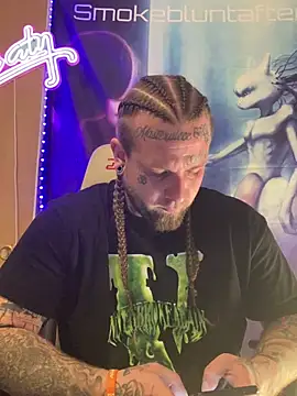 Smokebluntafterblunt online show from 04.12.26