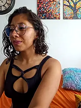 Camila Lopez1 online show from 04.06.26