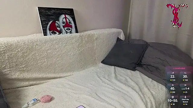 xdigitalxhoe online show from 04.06.26