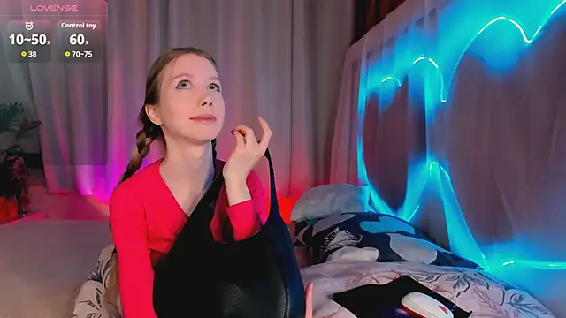 Snapshot of lada2k4 chatting on 03.19.26 lada2k4 online show from 03.19.26