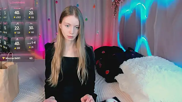 Snapshot of lada2k4 chatting on 04.09.26 lada2k4 online show from 04.09.26