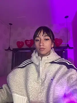 Snapshot of alahia_pink chatting on 02.26.26 alahia pink online show from 02.26.26