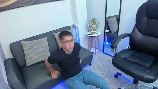 Tommas Jhonson online show from 02.21.26