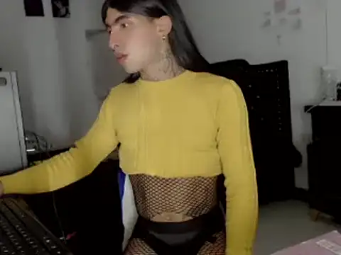 nebullax mcqueen online show from 02.15.26