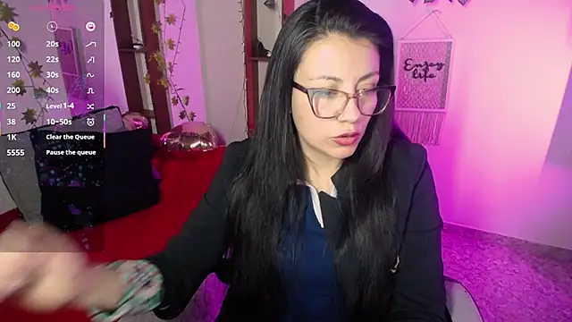 QueenRose94 online show from 02.27.26