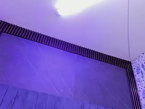 TiffanyDream8 online show from 04.12.26