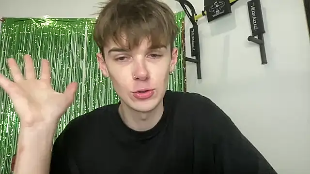 Snapshot of YourMilkyGuy chatting on 03.03.26 YourMilkyGuy online show from 03.03.26