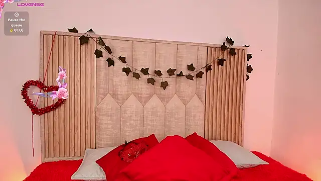 Ariana Castillo   online show from 03.16.26