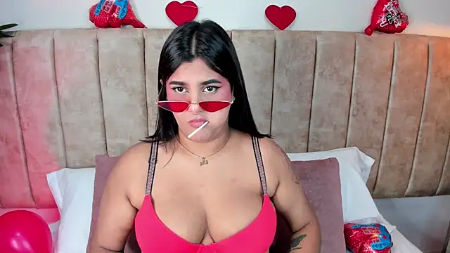 Snapshot of Roxy_Sin chatting on 02.14.26 Roxy Sin online show from 02.14.26