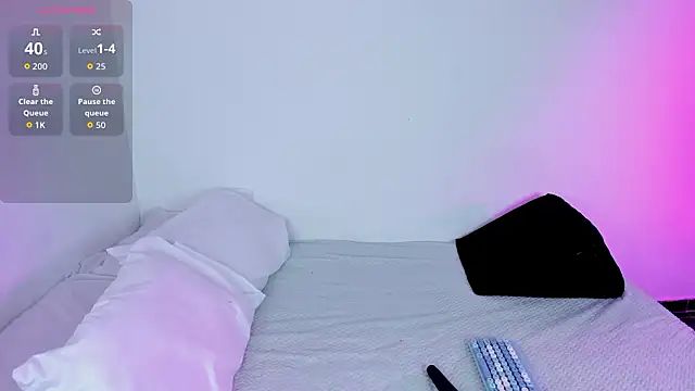 Snapshot of juana_glow chatting on 02.22.26 juana glow online show from 02.22.26