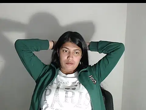 Snapshot of peytonbrunette chatting on 03.27.26 peytonbrunette online show from 03.27.26