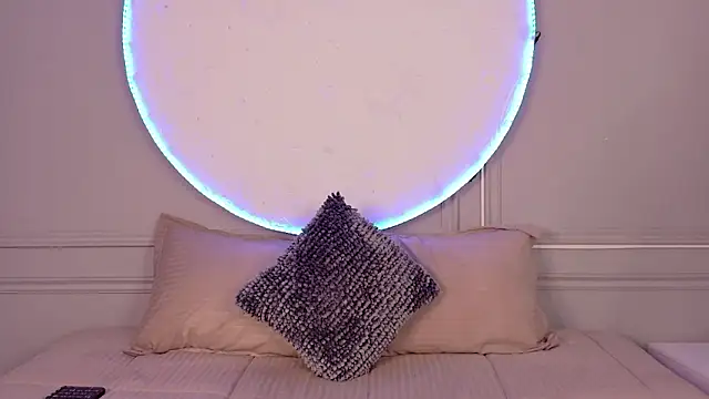 Snapshot of CatalinaLopez_ chatting on 02.25.26 CatalinaLopez online show from 02.25.26