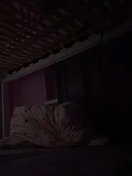 LaraHolt online show from 02.21.26