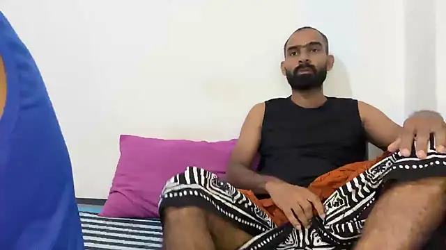 Snapshot of DesiDaddyandSon chatting on 06.04.26 DesiDaddyandSon online show from 06.04.26