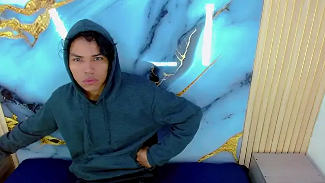 Snapshot of DaviidBuckx_ chatting on 02.28.26 DaviidBuckx online show from 02.28.26