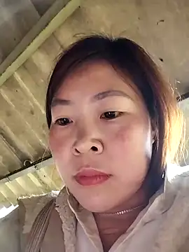 Yiyoongg online show from 02.26.26