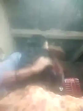 Snapshot of Loomaraj chatting on 02.17.26 Loomaraj online show from 02.17.26