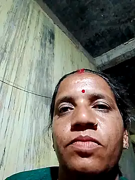 Snapshot of Anitarakkoli chatting on 02.16.26 Anitarakkoli online show from 02.16.26