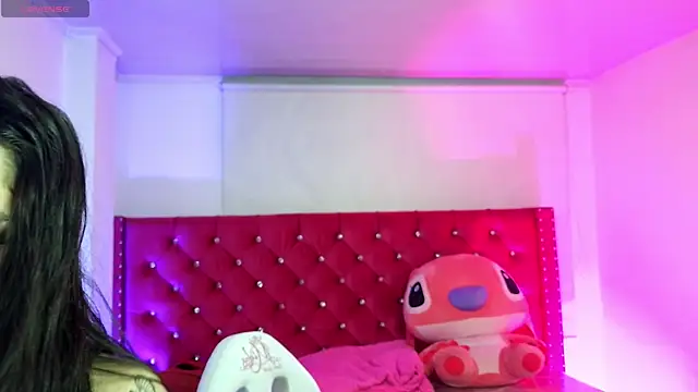 Snapshot of babyy_nicols_m chatting on 06.10.26 babyy nicols m online show from 06.10.26