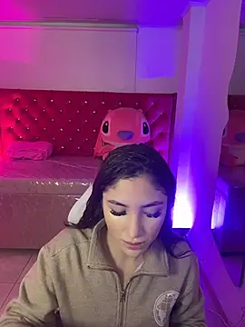 Snapshot of babyy_nicols_m chatting on 07.02.26 babyy nicols m online show from 07.02.26