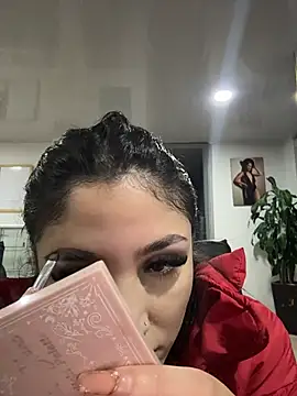 Snapshot of babyy_nicols_m chatting on 07.15.26 babyy nicols m online show from 07.15.26