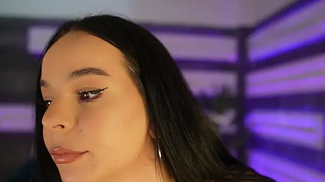 Snapshot of SkyMusee_ chatting on 02.19.26 SkyMusee online show from 02.19.26