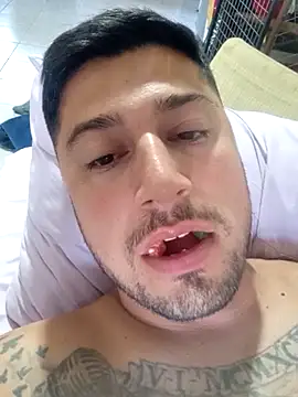 Snapshot of matt1804 chatting on 02.10.26 matt1804 online show from 02.10.26