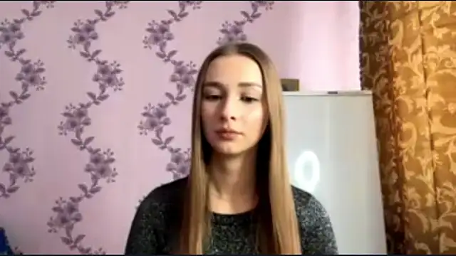 LacieHelaire online show from 02.16.26