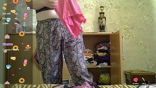 CurvyWild Lady30 online show from 06.18.26