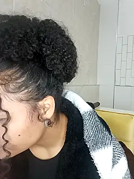 BrianaSweetxxx online show from 04.23.26