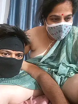 Snapshot of couple_new_enjoy chatting on 04.15.26 couple new enjoy online show from 04.15.26