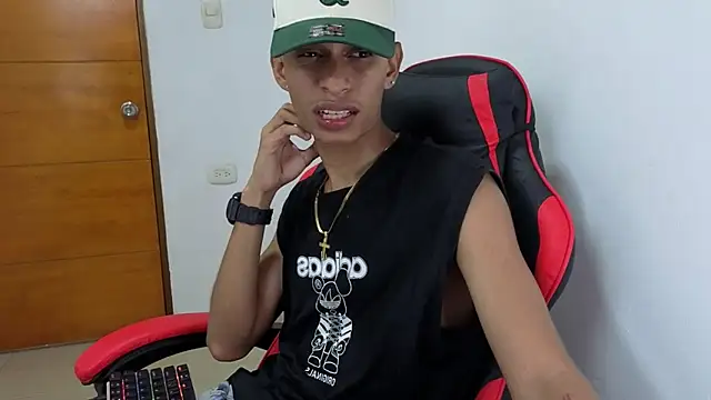 Niklausxxx online show from 02.26.26