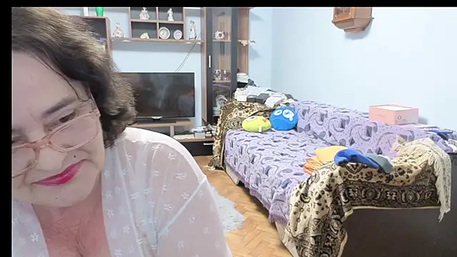 Snapshot of xMaryxAnne chatting on 03.01.26 xMaryxAnne online show from 03.01.26