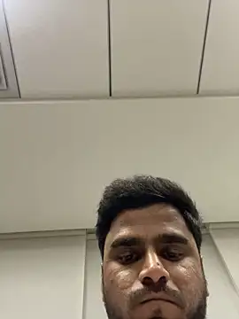 hassuniii online show from 02.11.26