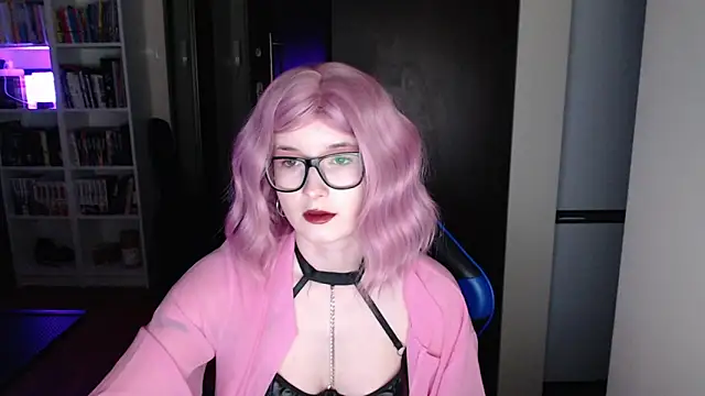 LunaXcherry online show from 03.26.26