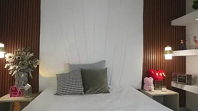 ZoeFantasyx online show from 02.17.26