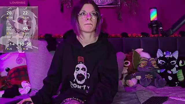 Snapshot of ViGothFox chatting on 03.01.26 ViGothFox online show from 03.01.26