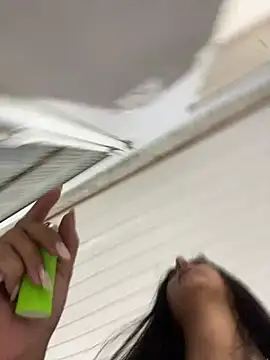 Snapshot of Nayhh chatting on 02.09.26 Nayhh online show from 02.09.26