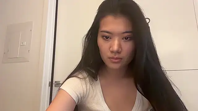 Snapshot of Joycelovely chatting on 05.23.26 Joycelovely online show from 05.23.26