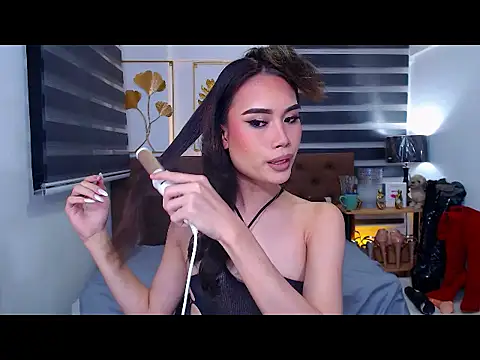 Snapshot of JuicyCockThea chatting on 04.16.26 JuicyCockThea online show from 04.16.26